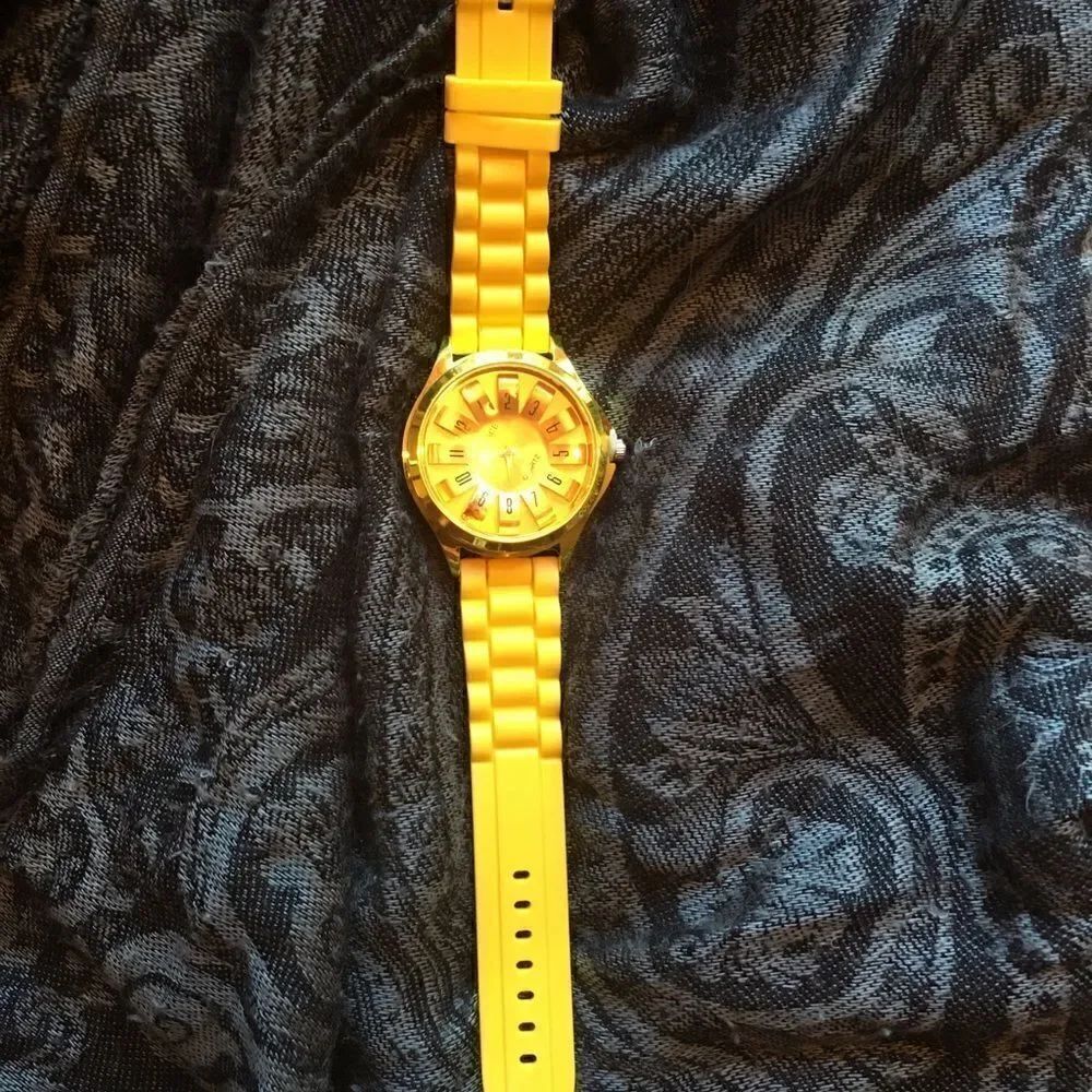Yellow Rubber Watch!! - Picture 2 of 13